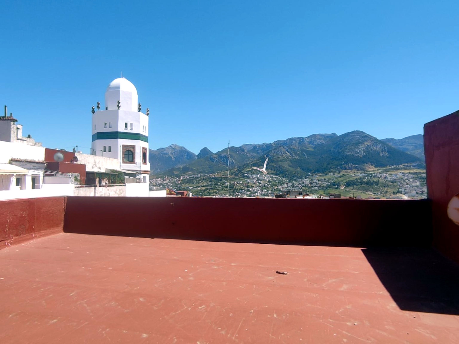 Tétouan, Centro – Apartamento con carácter de la época colonial en venta — image 2