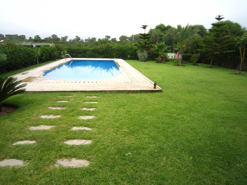 Cabo Negro, Royal Golf — Villa Overlooking the Green for Sale — image 3