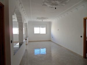 Tétouan, Souani – Grand appartement à vendre à petit prix — aperçu 3