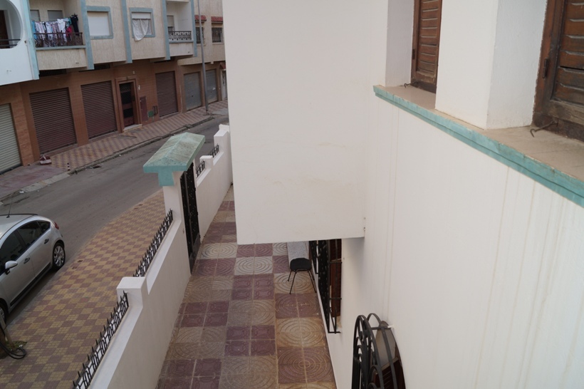 Tétouan, Sokna wa Taamir – Appartement au 1er étage à vendre — image 1
